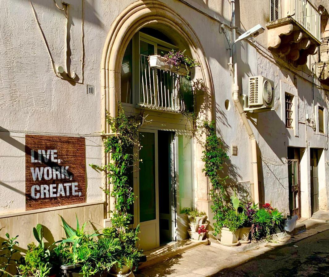 The Art House By Rentbeat Apartment Ostuni Exterior foto
